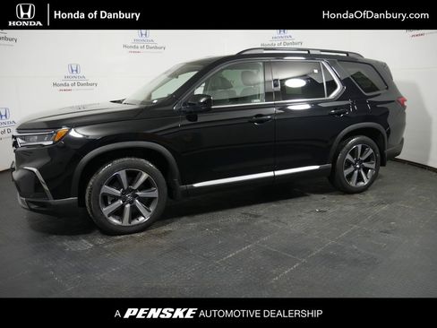 Used 2023 Honda Pilot Elite image 1