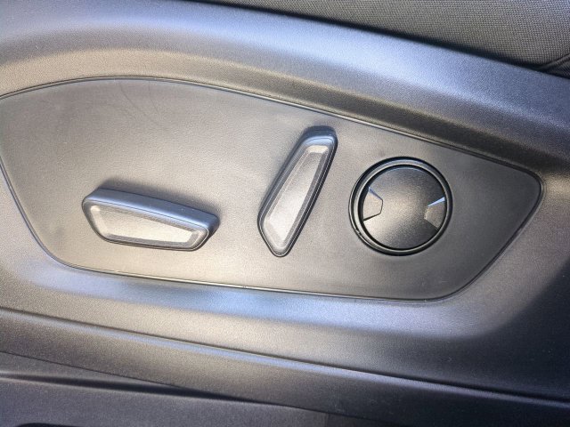 New 2026 Ford Explorer Active RWD image 21