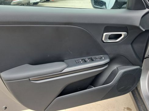 New 2026 Kia K4 FWD image 17