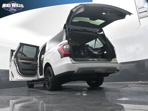 Used 2019 Ford Expedition Max Limited image 30