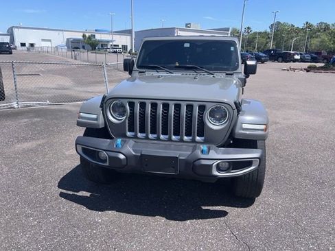 Used 2023 Jeep Wrangler Unlimited Sahara AWD/4WD image 2