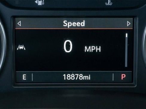 Used 2024 Buick Enclave Essence w/ Sport Touring Edition image 29