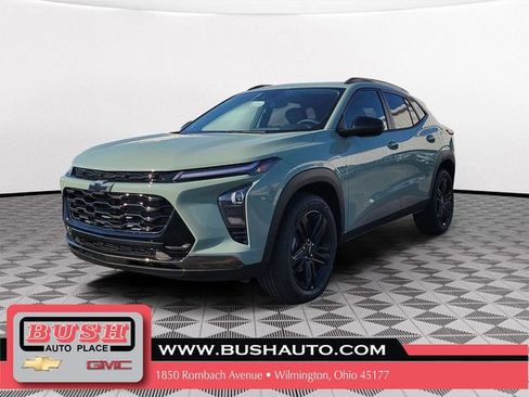 New 2026 Chevrolet Trax ACTIV w/ Driver Confidence Package FWD image 2