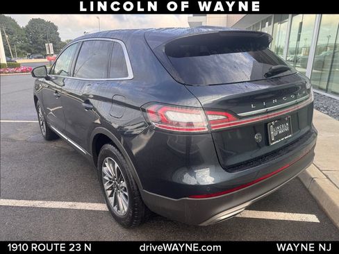 Certified 2022 Lincoln Nautilus Reserve AWD/4WD image 4