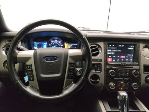 Used 2017 Ford Expedition EL Limited w/ Equipment Group 301A image 22