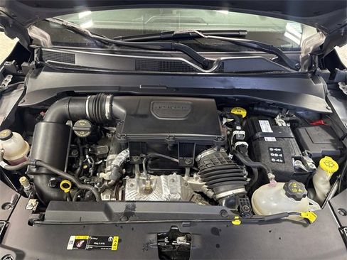 Used 2023 Jeep Compass Trailhawk image 15