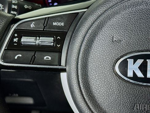 Used 2022 Kia Sportage LX image 13