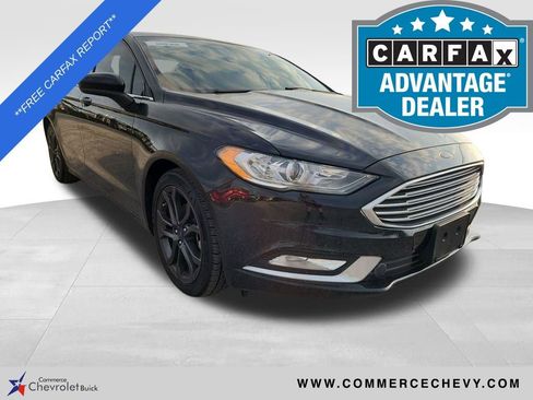 Used 2018 Ford Fusion SE w/ Equipment Group 201A image 1