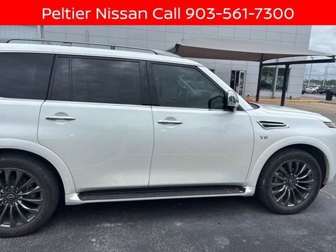 Used 2021 Nissan Armada Platinum w/ Captain's Chairs Package RWD image 2