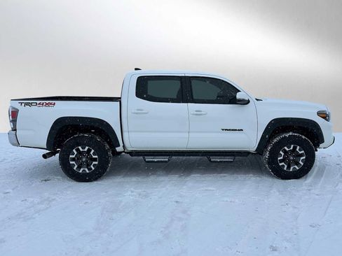 Used 2023 Toyota Tacoma TRD Off-Road w/ Black Out Package (TMS) image 2