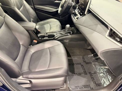 Used 2024 Toyota Corolla XLE FWD image 30