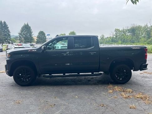 Used 2021 Chevrolet Silverado 1500 Custom Trail Boss w/ Safety Confidence Package AWD/4WD image 6