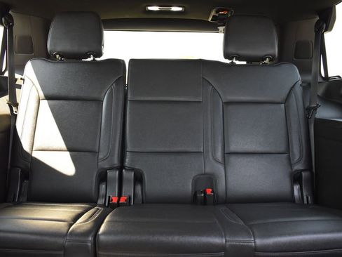 Used 2021 Chevrolet Tahoe Z71 w/ Rear Media and Nav Package image 10