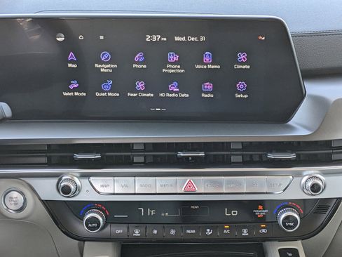 Used 2025 Kia Telluride S image 15