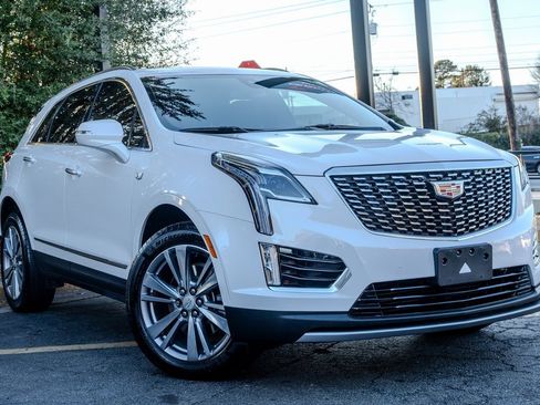 Used 2024 Cadillac XT5 Premium Luxury image 3