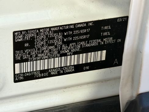 Used 2021 Toyota RAV4 LE w/ Carpet Mat Package (TMS) FWD image 21