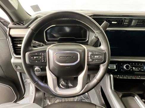 Used 2025 GMC Sierra 3500 Denali AWD/4WD image 8