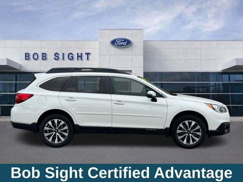 Used 2016 Subaru Outback 2.5i Limited AWD/4WD image 4