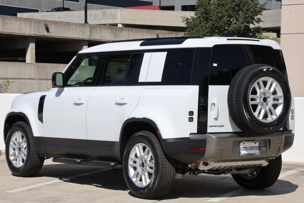 New 2026 Land Rover Defender 110 S AWD/4WD image 2
