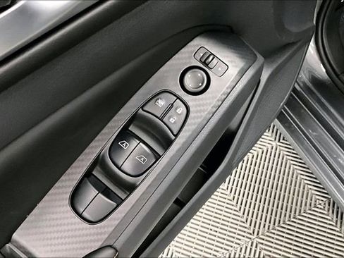 New 2026 Nissan Altima 2.5 SR FWD image 30