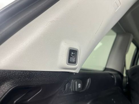 Used 2022 Jeep Grand Cherokee Limited AWD/4WD image 42