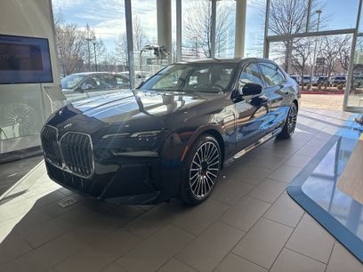 New 2026 BMW 750e xDrive w/ Luxury Rear Seating Package