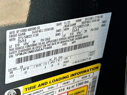 New 2025 Ford Expedition Max Platinum w/ Driver's Package image 21