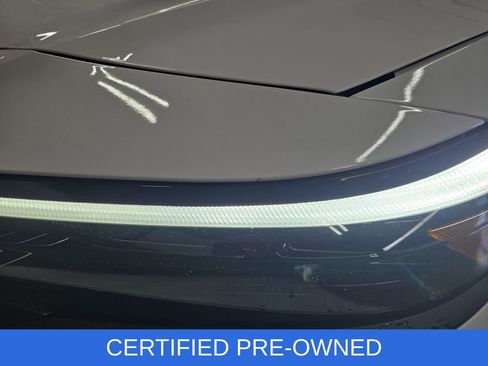 Certified 2025 Hyundai Elantra SE FWD image 31
