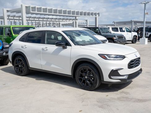 Certified 2024 Honda HR-V Sport image 3