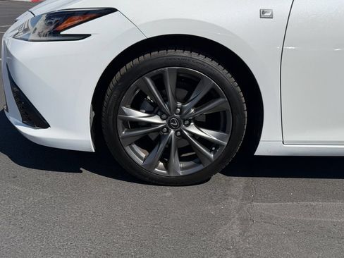 Used 2019 Lexus ES 350 F Sport w/ Accessory Package FWD image 6