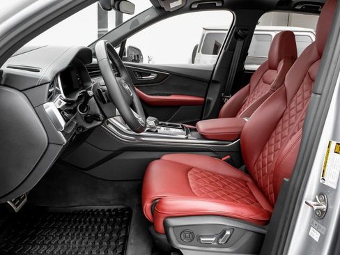 Used 2024 Audi SQ7 Prestige image 6