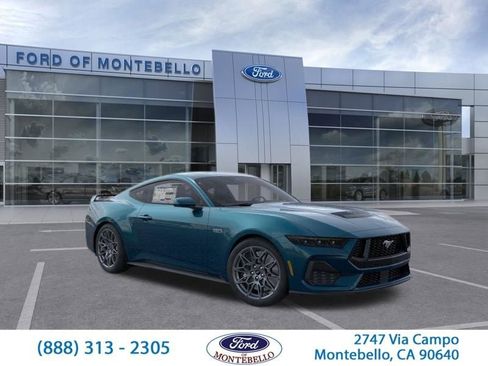New 2026 Ford Mustang GT w/ GT Performance Package RWD image 1