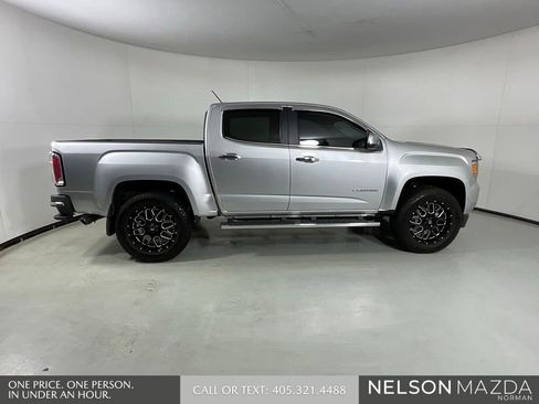 Used 2015 GMC Canyon SLT image 8