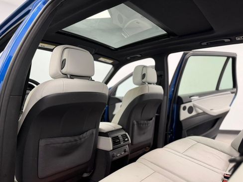 Used 2011 BMW X5 M AWD/4WD image 42