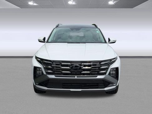 Used 2025 Hyundai Tucson Limited AWD/4WD image 6