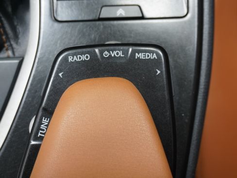 Used 2021 Lexus UX 250h AWD/4WD image 21