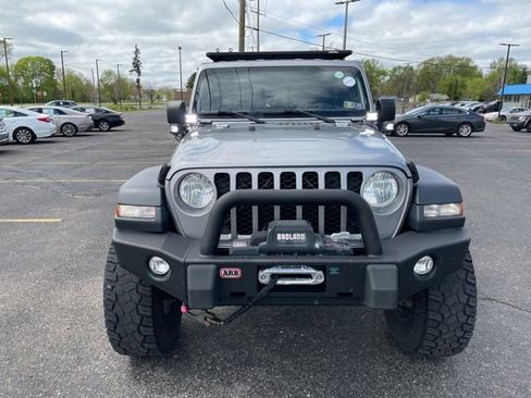 Used 2020 Jeep Gladiator Sport w/ Quick Order Package 24S AWD/4WD image 9