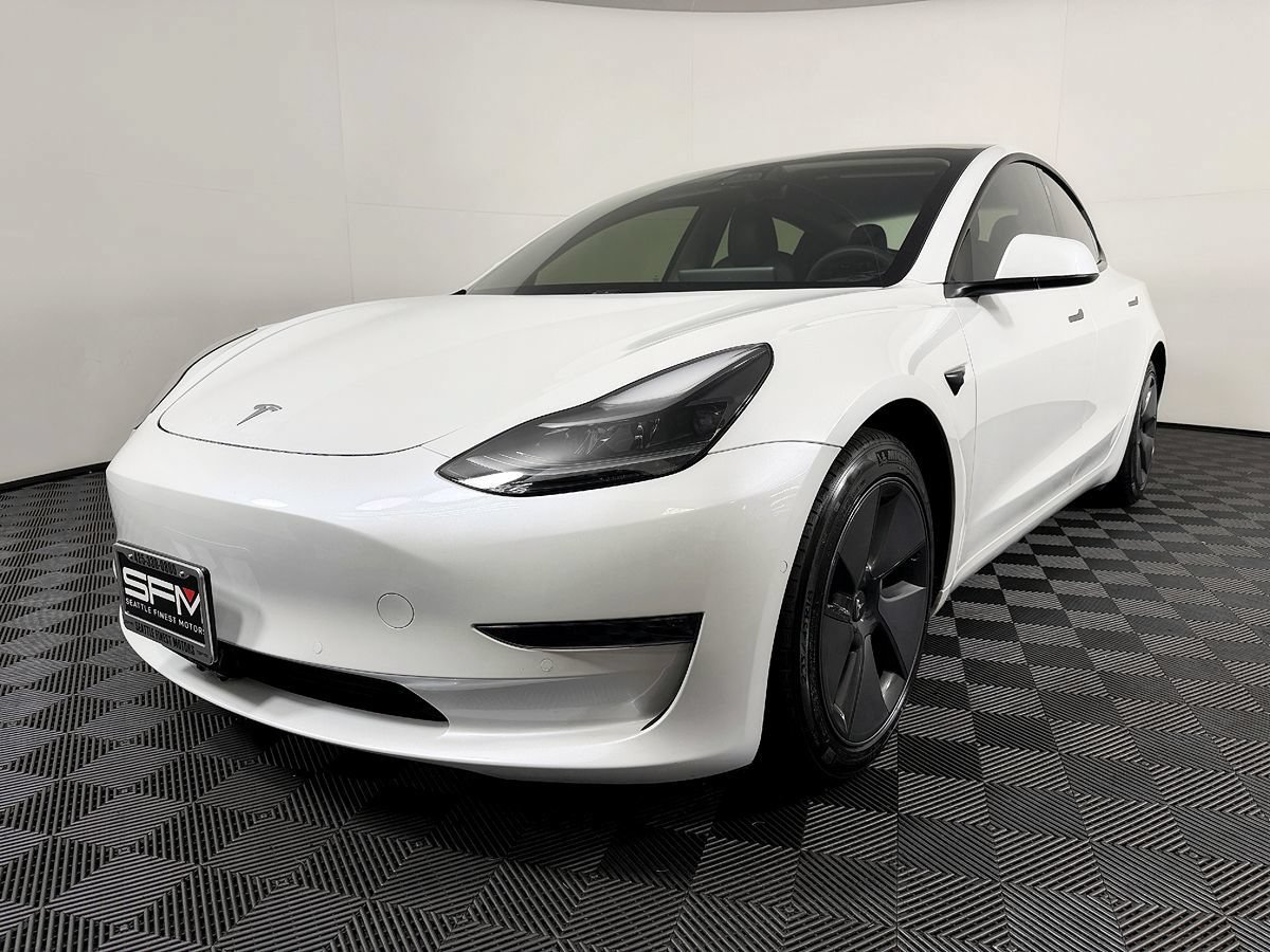 Used 2021 Tesla Model 3 Standard Range Plus RWD image 3