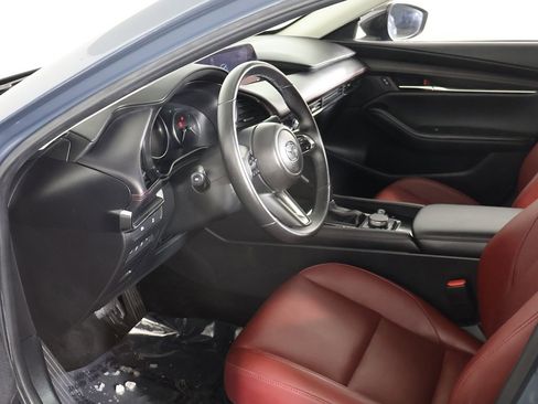 Used 2024 MAZDA MAZDA3 s image 23