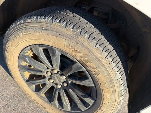 Used 2022 GMC Canyon Elevation w/ Elevation Premium Package image 5