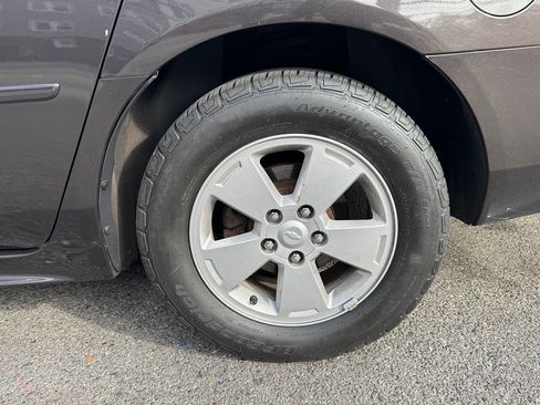 Used 2009 Chevrolet Impala LT image 17