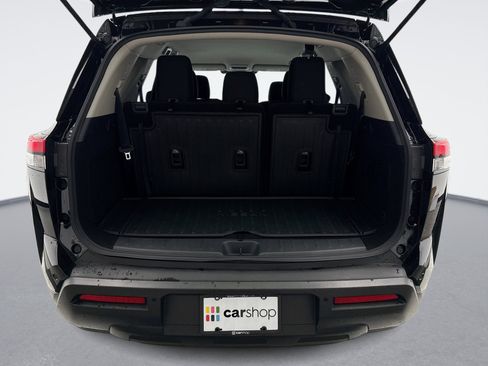 Used 2024 Nissan Pathfinder S w/ Cargo Package image 21