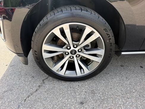Used 2021 Ford Expedition Limited AWD/4WD image 33