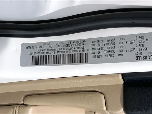 Used 2020 Jeep Grand Cherokee Limited image 32