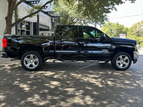Used 2018 Chevrolet Silverado 1500 LT w/ Texas Edition RWD image 8