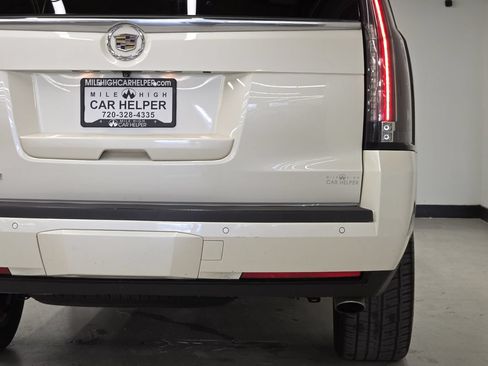 Used 2015 Cadillac Escalade Premium AWD/4WD image 47