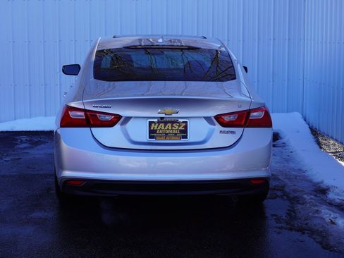 Used 2016 Chevrolet Malibu LT image 5