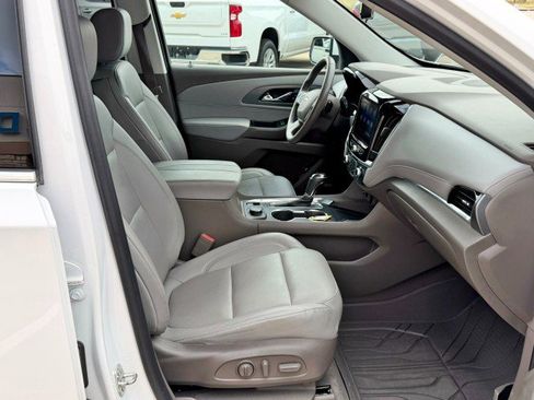 Used 2020 Chevrolet Traverse Premier w/ LPO, Floor Liner Package image 21