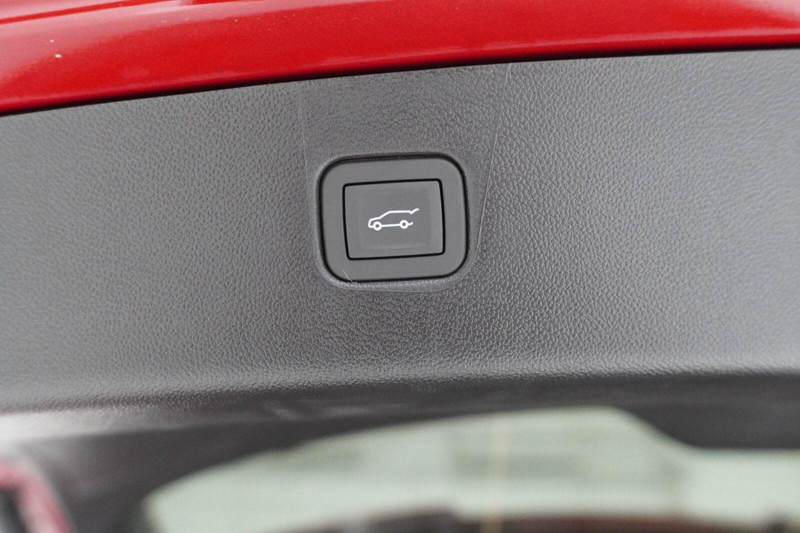 New 2026 Chevrolet Blazer LT w/ Convenience Package FWD image 32