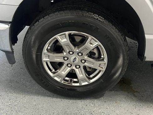 Used 2022 Ford F150 XLT w/ Equipment Group 301A Mid AWD/4WD image 9